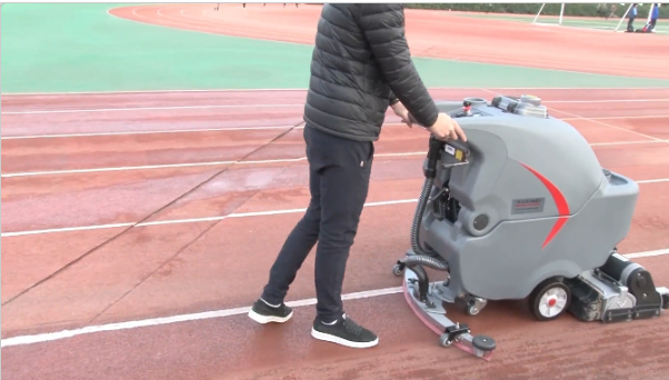 高美洗掃一體機，助力頑固污垢清理