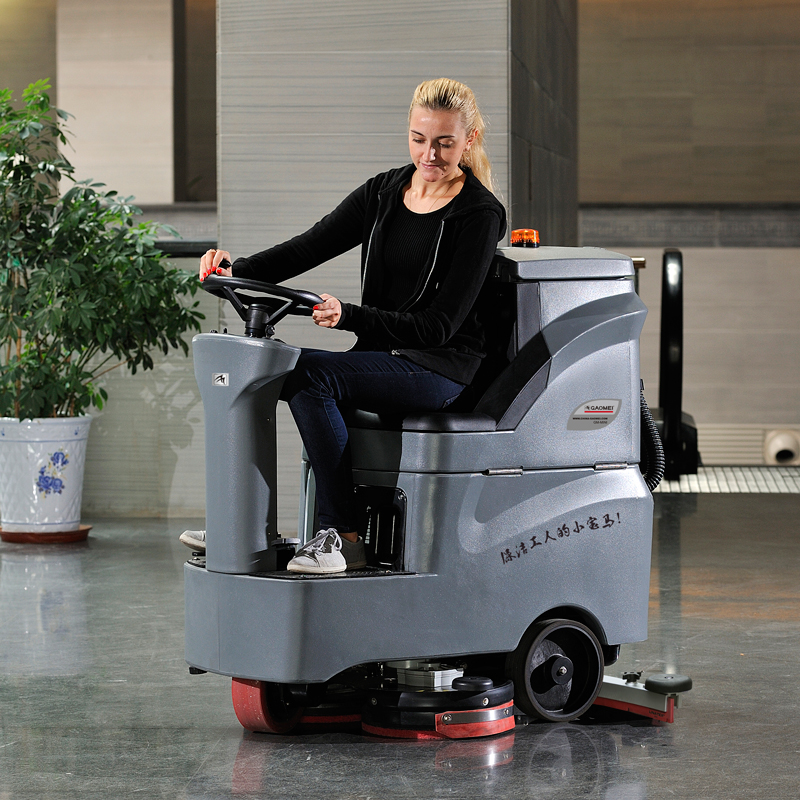 大商場大超市的地面清洗為什么要用洗地車？