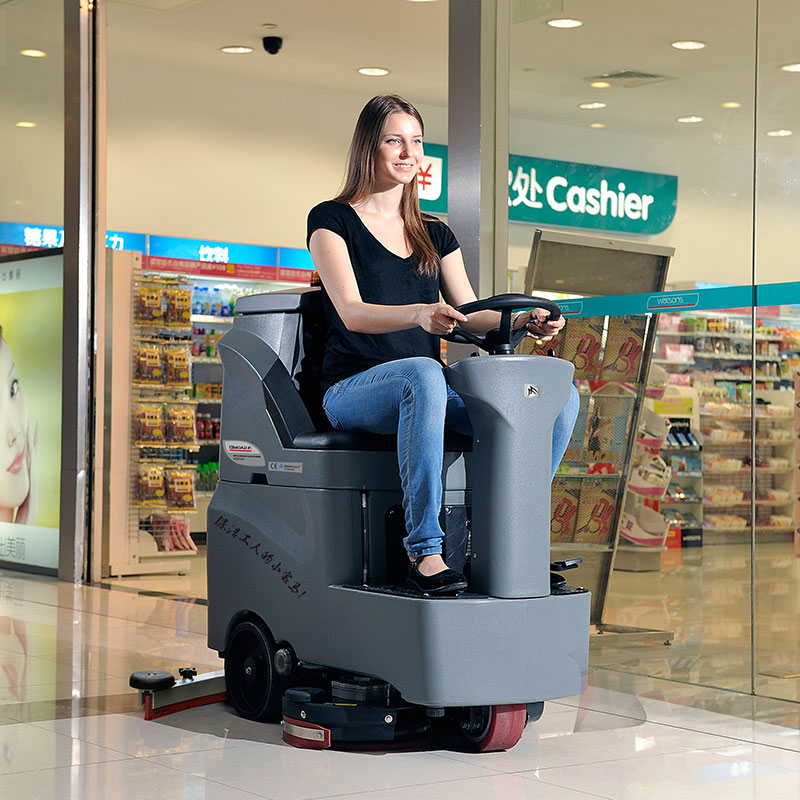 購買駕駛式洗地車有什么需要注意的地方？