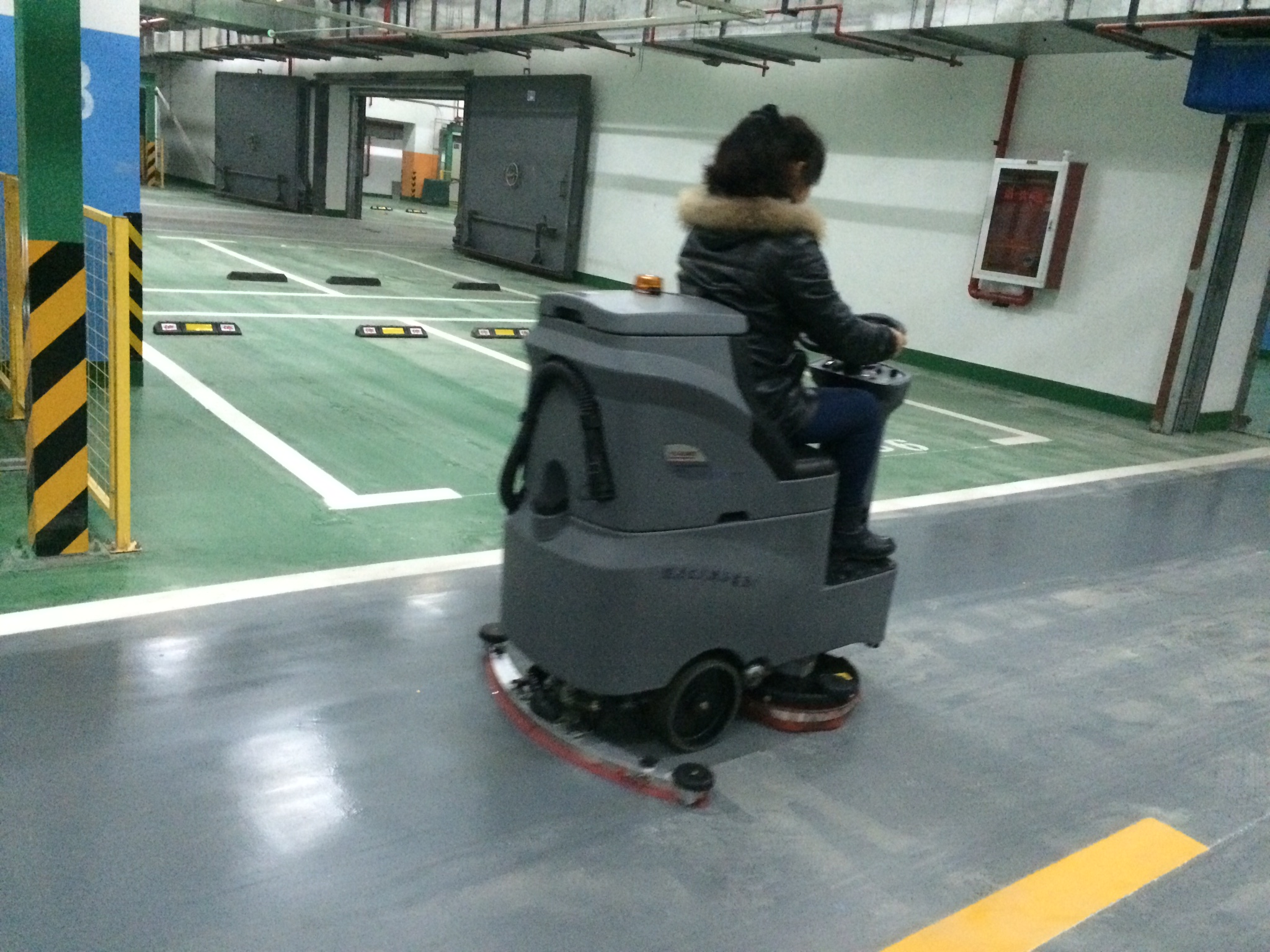 別讓“駕駛式洗地機排行”誤導(dǎo)了你購買行為