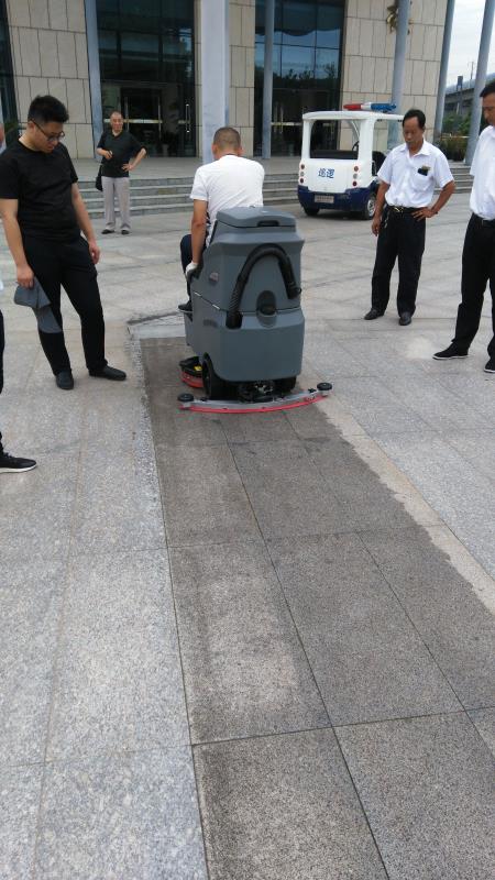 工廠治理地面粉塵有什么好辦法？