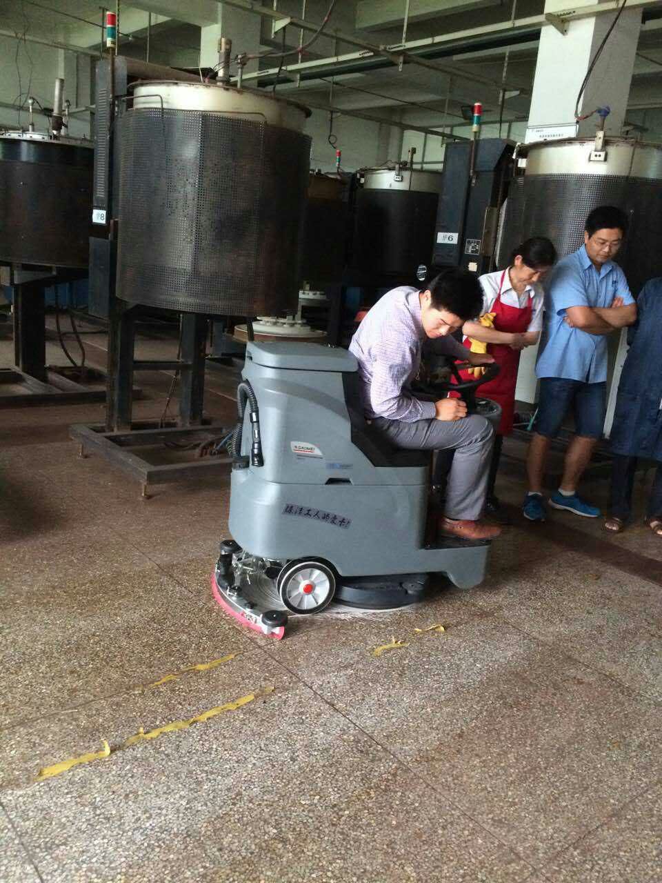 選擇高美的洗地機租賃有什么好處？