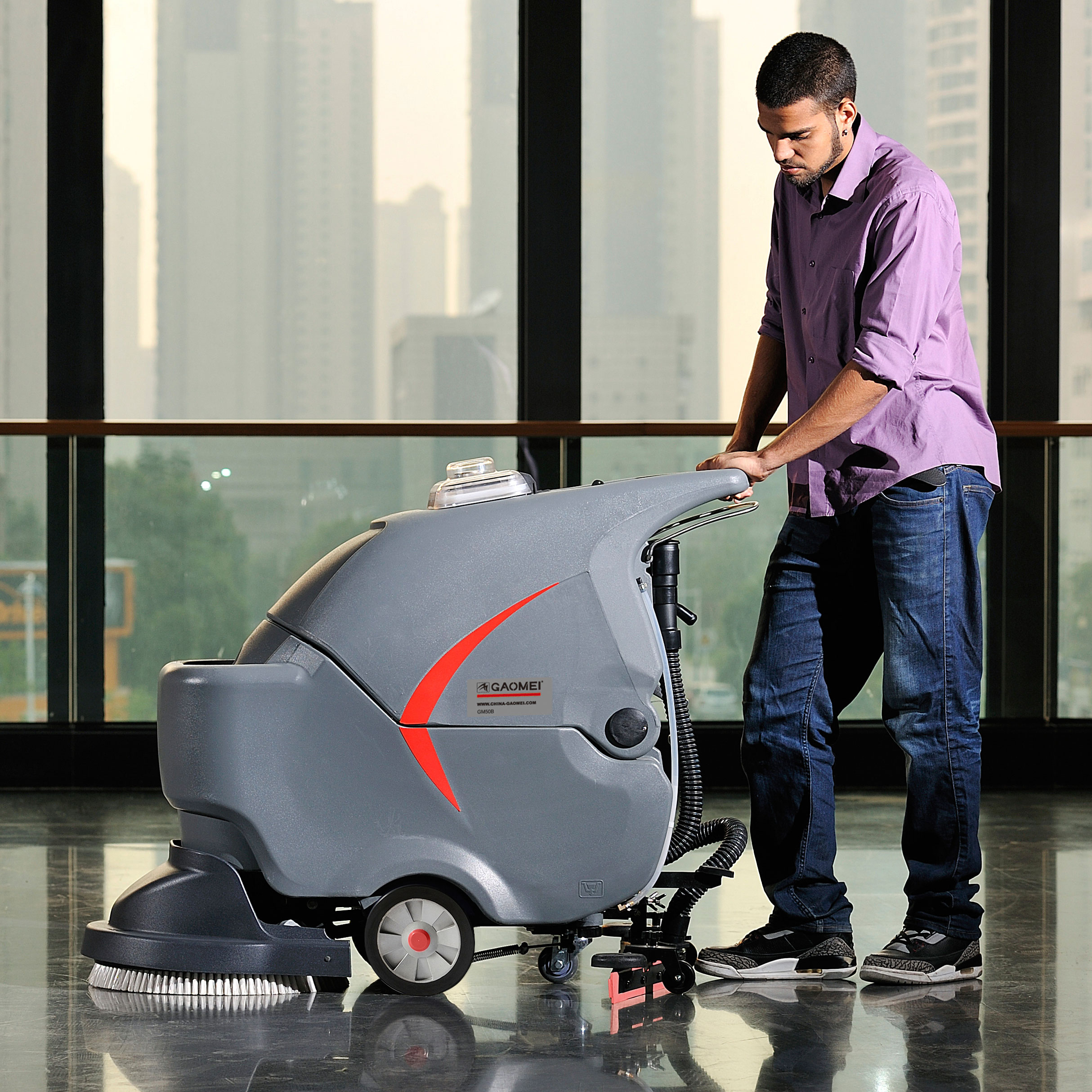 手推式洗地機(jī)的作用